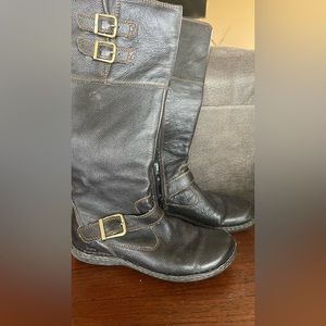 BoC black boots